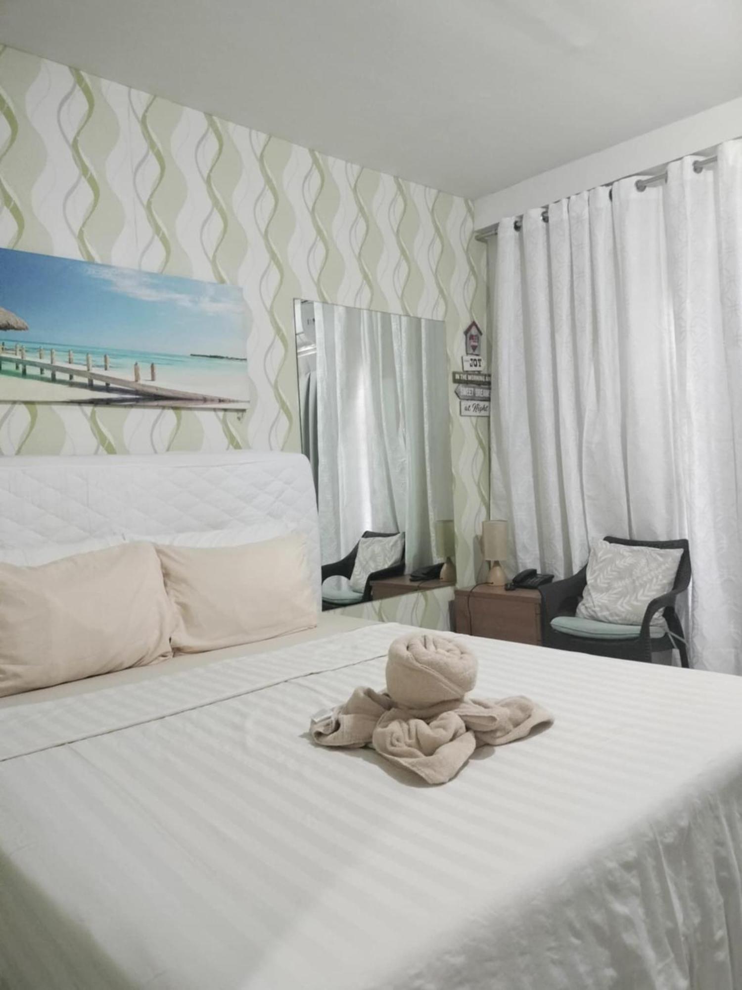 Stay And Fly At Amani Grand Resort Residences มักตัน ภายนอก รูปภาพ